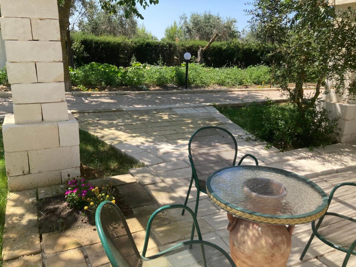 Agriturismo Tenuta La Monaca Aradeo Экстерьер фото